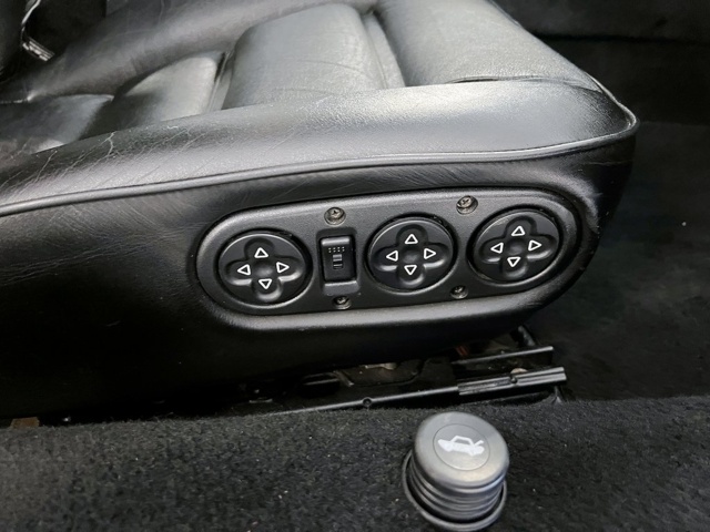 953173-14 Porsche 928 -1989