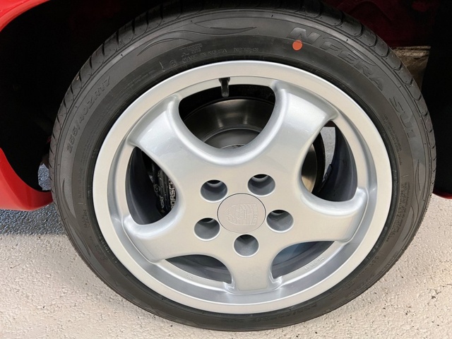 953173-17 Porsche 928 -1989