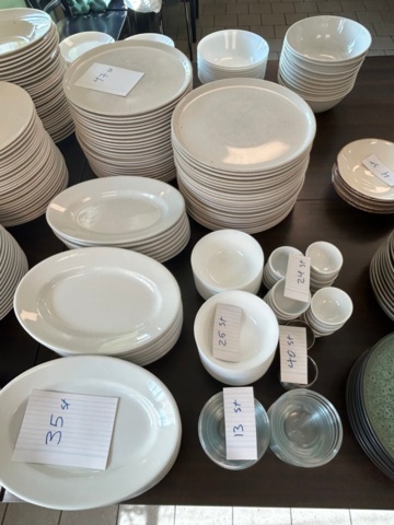 1068893-7 Various plates, incl. Bitz