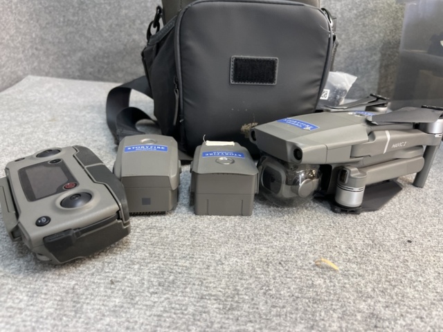 1239866-19 Collection of 2 GoPro cameras, 1 Insta360 camera, accessories and 2 drones