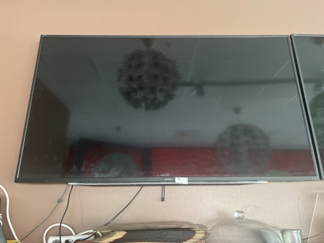 1191719-2 Monitor including wall mount - Sharp