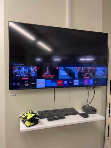 1215019-7 Smart-TV 50” samt mini PC - Samsung/Intel NUC