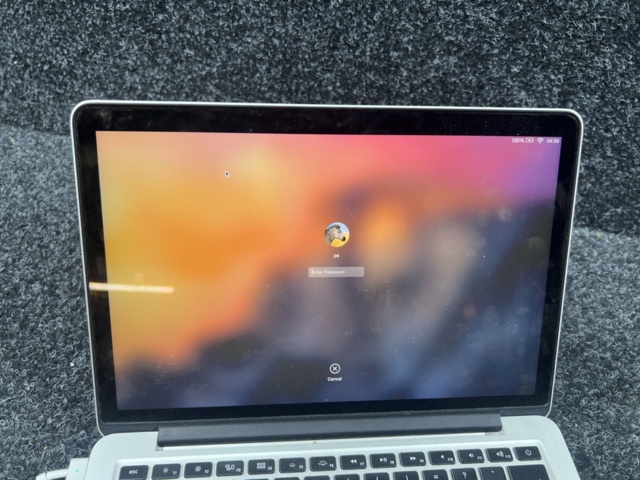 1244488-5 Laptop Apple MacBook Pro 13.3"