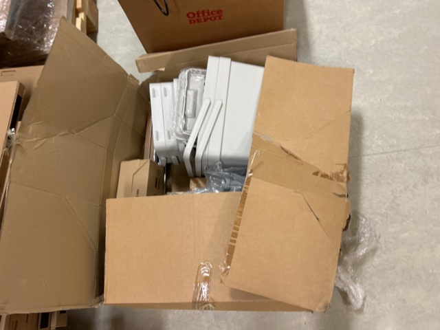 1235008-3 Lot of furniture from Ikea