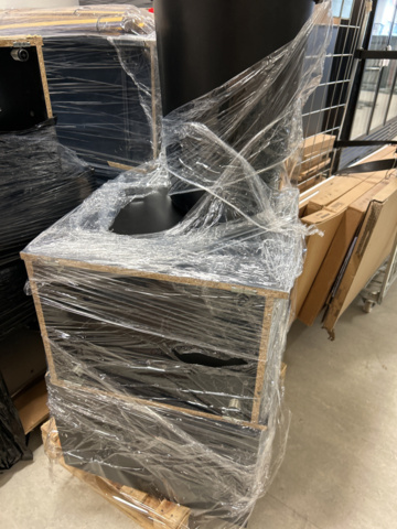 1235008-14 Lot of furniture from Ikea