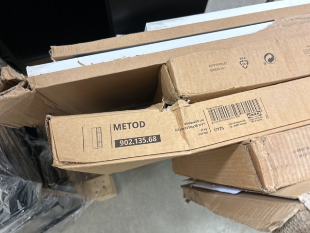 1235008-15 Lot of furniture from Ikea