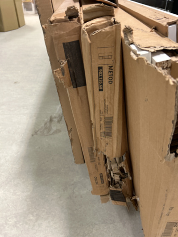 1235008-27 Lot of furniture from Ikea