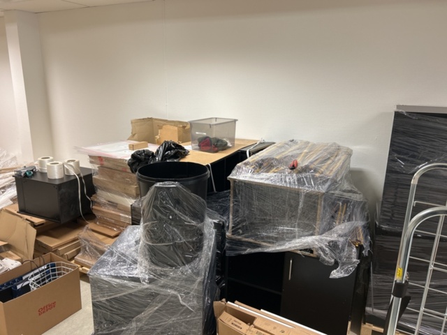 1235008-30 Lot of furniture from Ikea