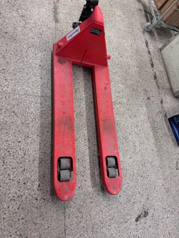 1200673-2 Pallet truck 2500 kg - Manutan