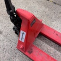 1200673-3 Pallet truck 2500 kg - Manutan