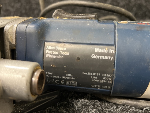 1247969-4 Hand router AEG OFE 630