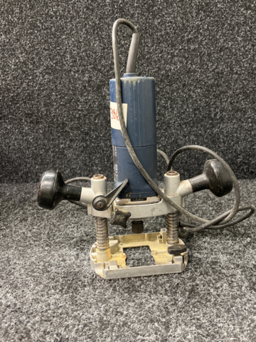 1247969-5 Hand router AEG OFE 630