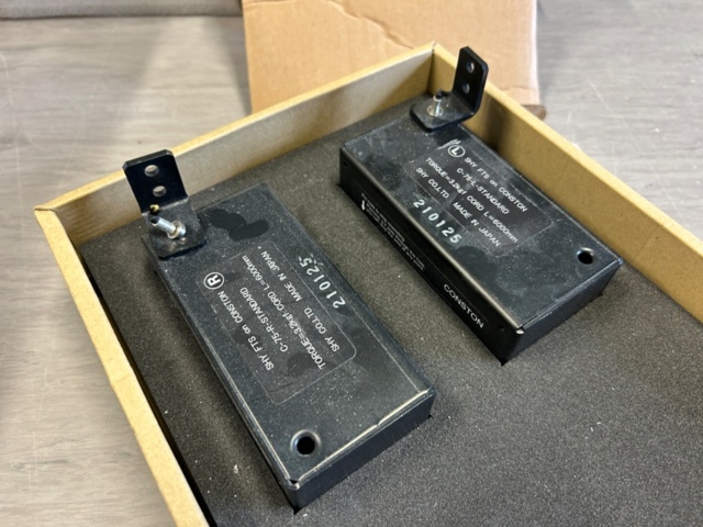 Two spring boxes/pull boxes - PS Auction - We value the future ...