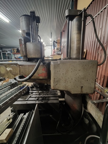 1246535-12 Radial drilling machine OOYA RE-1000
