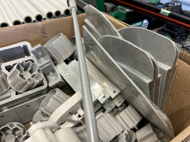 1144830-5 Diverse tillbehör till altan markiser