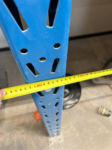 1235050-14 Pallet racking 4 sections with shelves