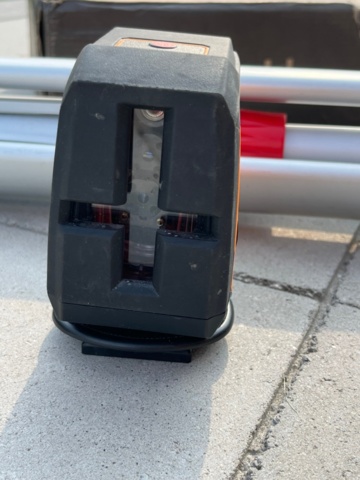 1248065-10 Krysslaser, Multimeter, våg, etikettmaskin m.m.