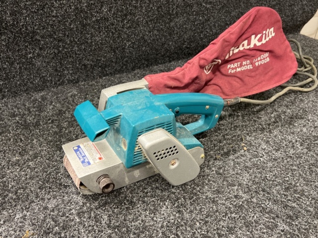 1248010-2 Belt sander Makita 9900B
