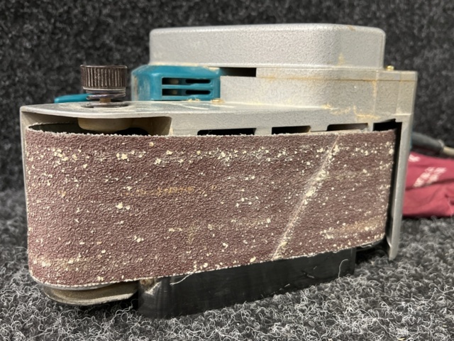 1248010-5 Belt sander Makita 9900B