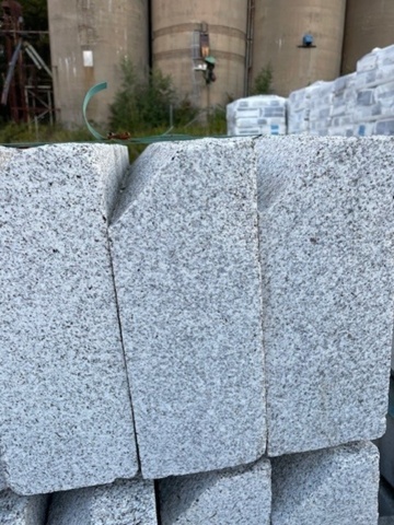 1248287-3 Granitkantsten RFF2 Porto ca 36 m