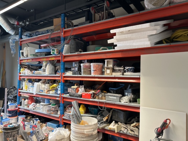 1235050-1 Pallet racking 4 sections with shelves