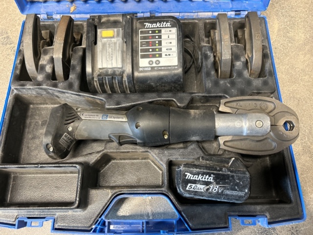 1235066-2 Rörpress LK Systems med backar