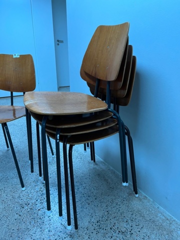 1215054-5 Stackable chairs x6