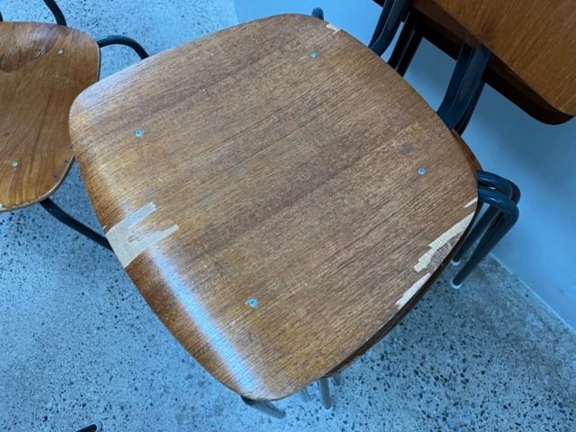 1215054-6 Stackable chairs x6