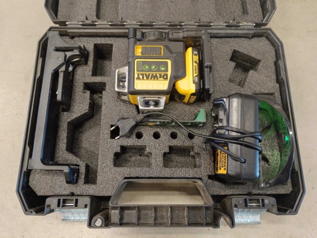 1130395-1 Cross laser Dewalt DCE089G