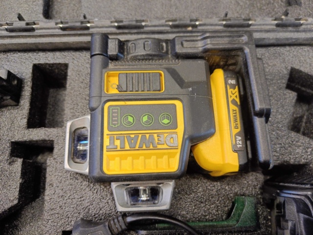 1130395-2 Cross laser Dewalt DCE089G