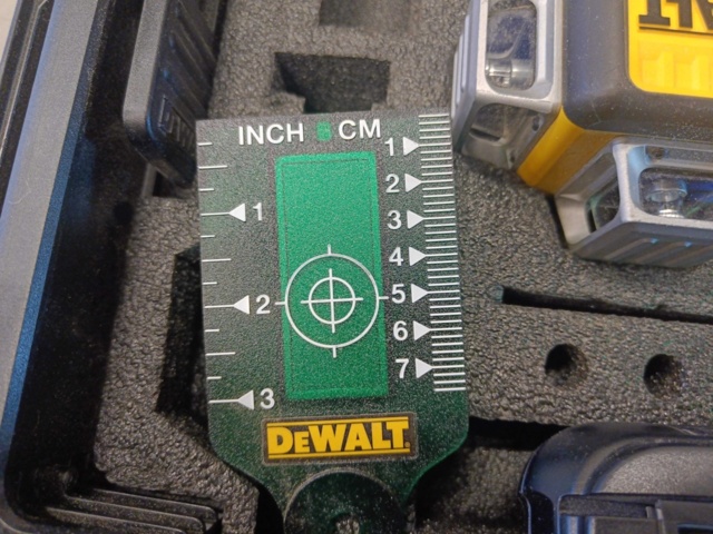 1130395-6 Cross laser Dewalt DCE089G