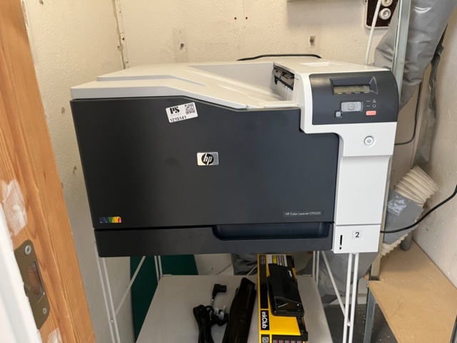 1215141-7 Laser printer, HP Color LaserJet CP5225