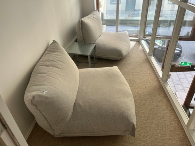 1215135-11 Loungefåtöljer x2 Fatboy & sidobord