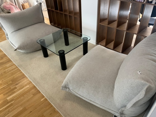 1215134-2 Lounge chairs x2 Fatboy The BonBaron & lounge table