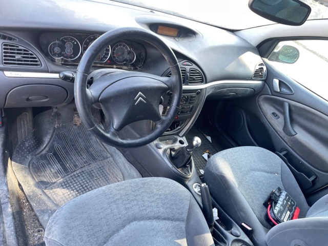 866501-10 Citroën C5 Wagon 2.0 Manual, 140hp, 2005