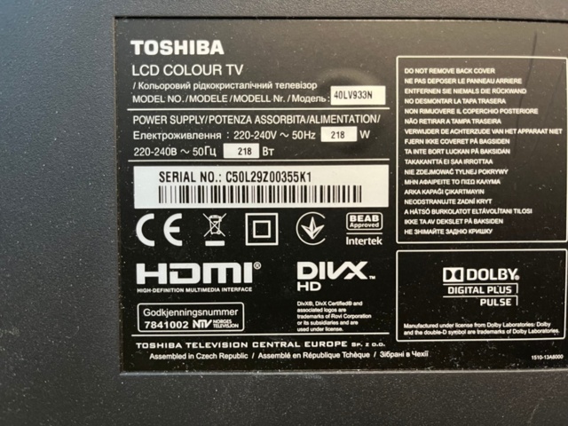 1140550-5 Toshiba TV screen 40` with wall bracket