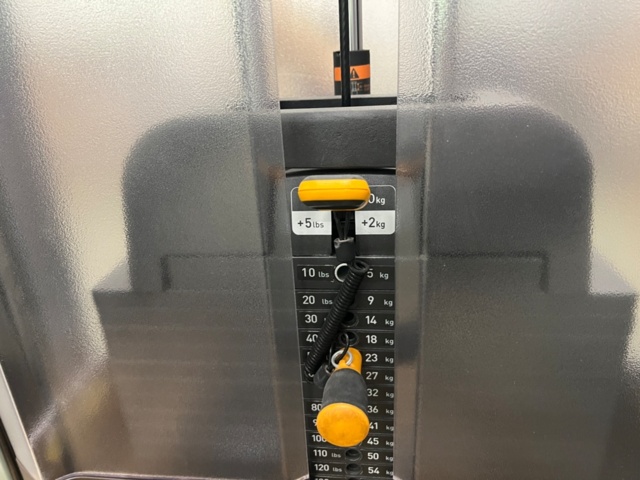 1088440-7 Precor Lat Pulldown Machine