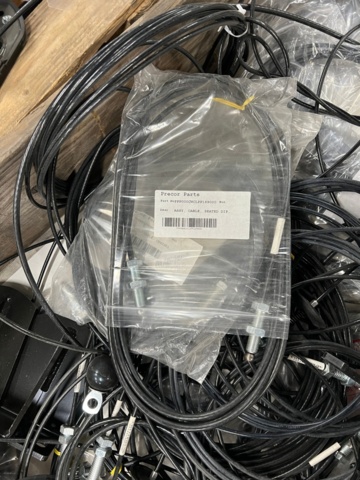 1088442-21 Precor Lat Pulldown Machine