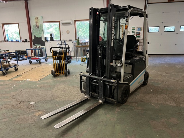 1088479-2 Motviktstruck UniCarriers TX4-20 - 2016