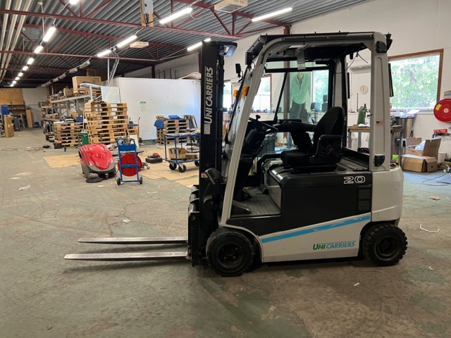 1088479-3 Motviktstruck UniCarriers TX4-20 - 2016