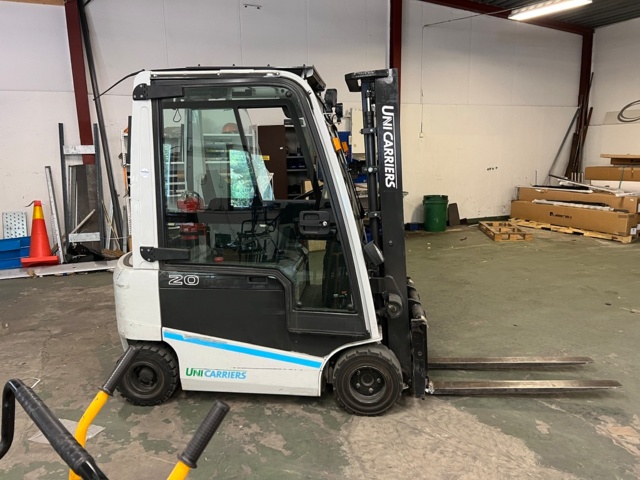 1088479-6 Motviktstruck UniCarriers TX4-20 - 2016