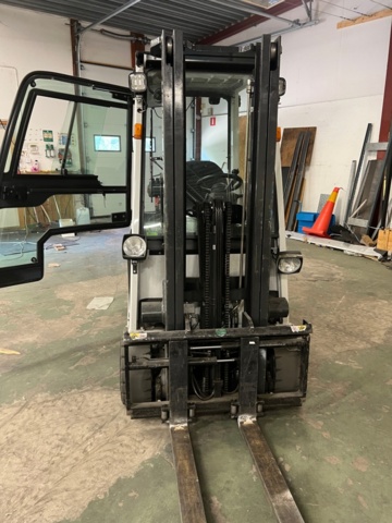 1088479-13 Motviktstruck UniCarriers TX4-20 - 2016