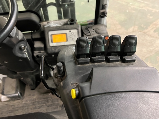 1088479-17 Motviktstruck UniCarriers TX4-20 - 2016