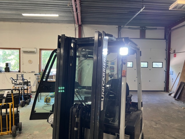 1088479-21 Motviktstruck UniCarriers TX4-20 - 2016