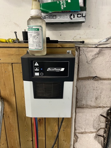 1088479-23 Motviktstruck UniCarriers TX4-20 - 2016