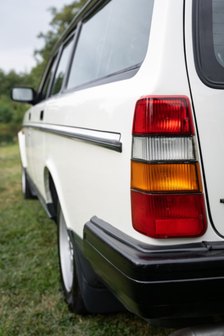 1251290-17 Volvo 240 Kombi 2.0 Manuell, 111hk -1992