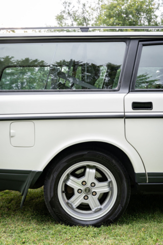 1251290-29 Volvo 240 Kombi 2.0 Manuell, 111hk -1992