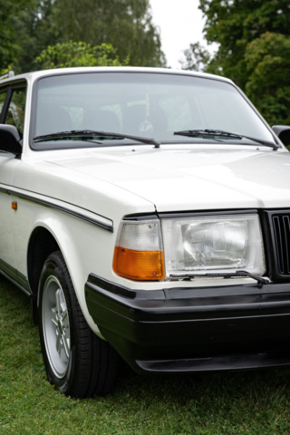 1251290-45 Volvo 240 Kombi 2.0 Manuell, 111hk -1992