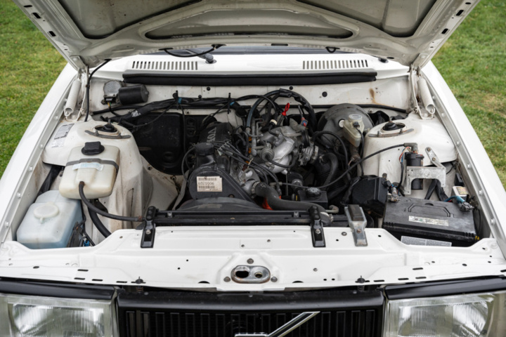 1251290-64 Volvo 240 Kombi 2.0 Manuell, 111hk -1992