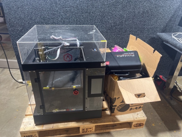 1180931-1 3D Printer with Filament and Accessories - Raise3D N Series N2 -2017